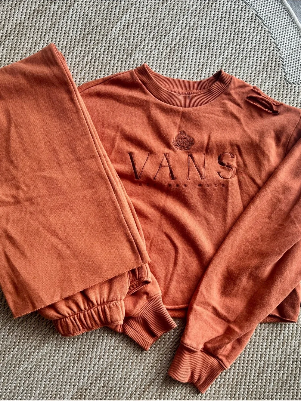 Vans Embroidered Orange Set - Picture 1 of 1